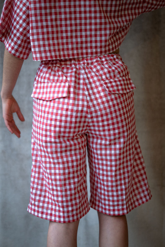 Short Amalia