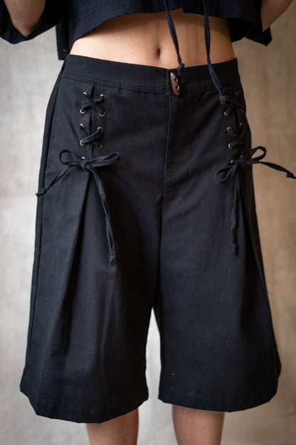 Short Amalia