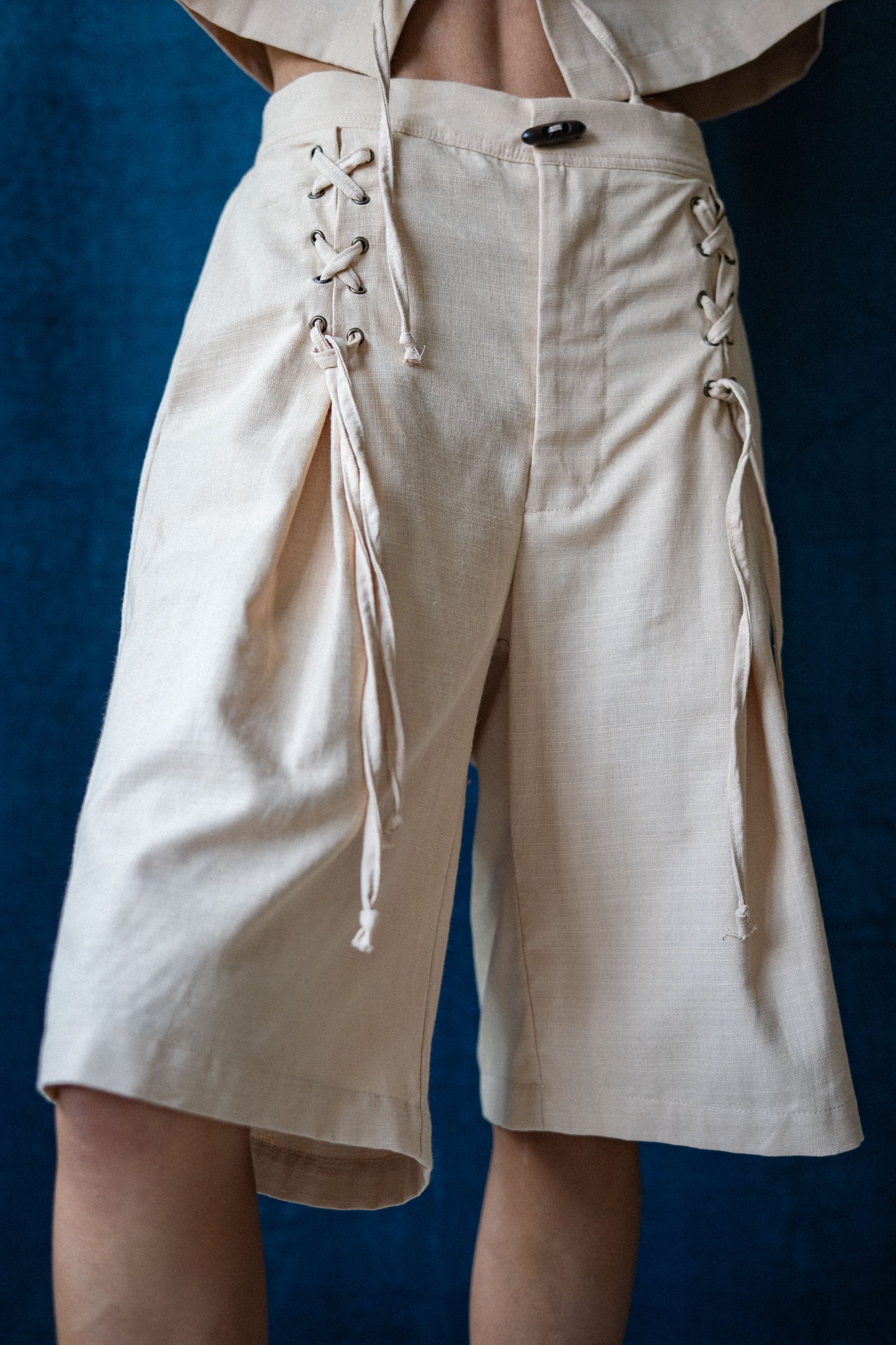 Short Amalia